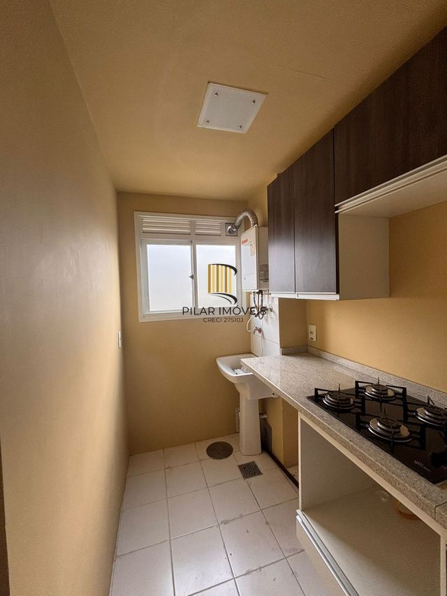 Apartamento no bairro Cristal de 3 dormitórios vaga e infra DESOCUPADO