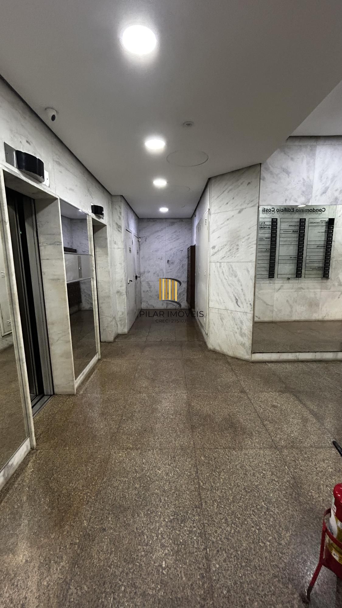 Sala Comercial 1 dormitório no bairro Centro Histórico