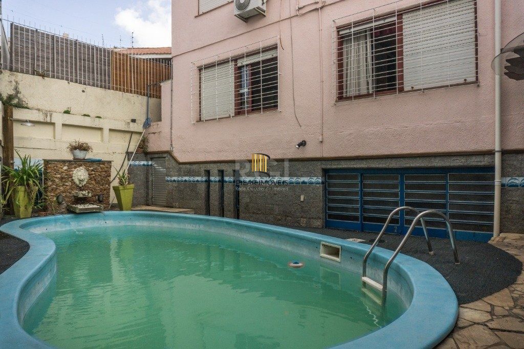 Casa para Venda de 5 dormitórios 3 vagas - bairro Chácara das Pedras