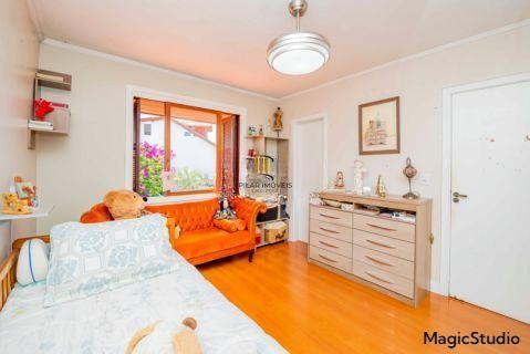 Casa em Condomínio 3 dorms, 2 vagas de garagem, 129m² privativos, à venda Avenida Eduardo Prado, Cavalhada - Porto Alegre