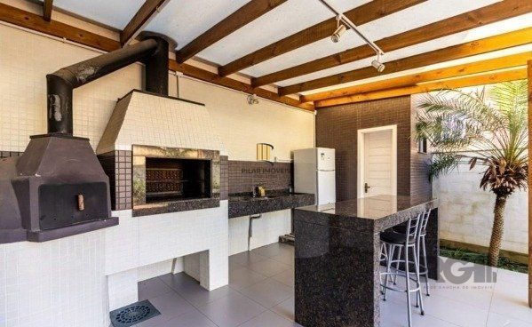 Apartamento no Partenon de 1 dormitório e vaga