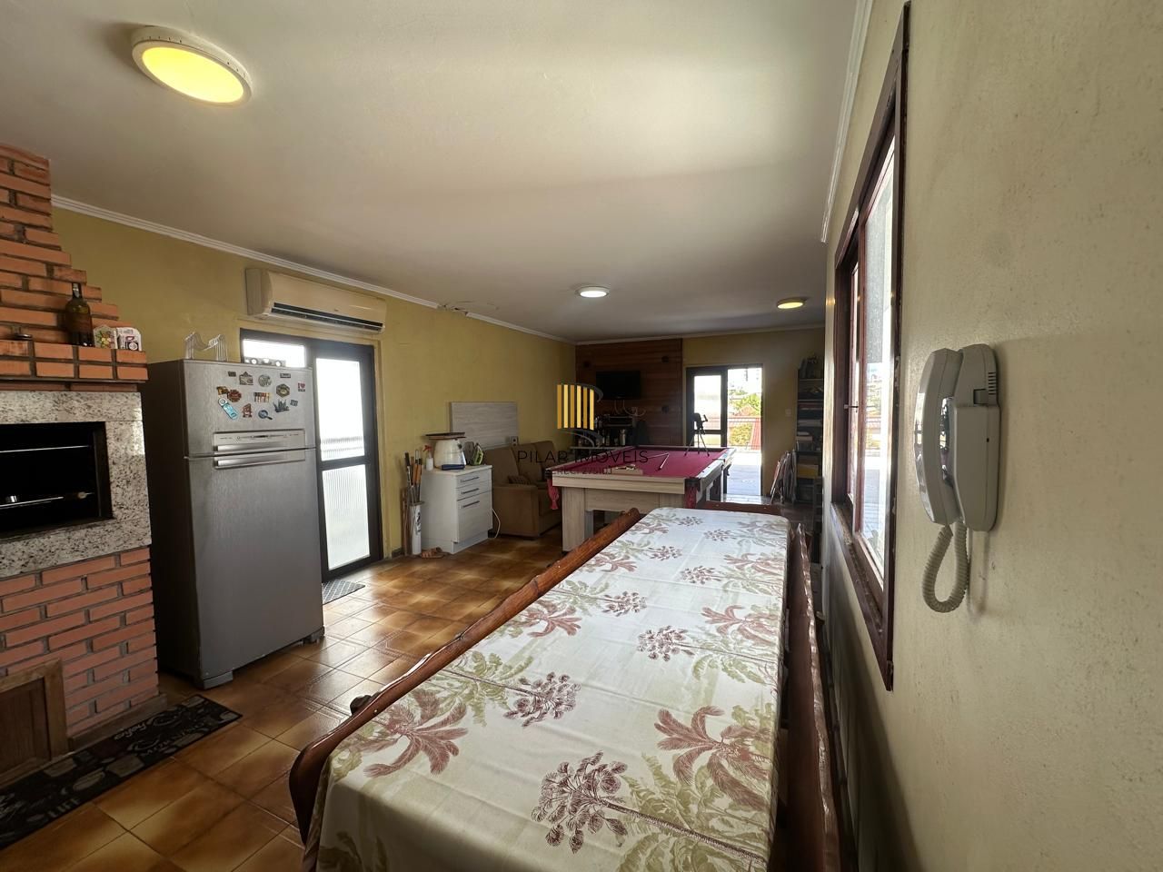 Ótima cobertura de 3 dormitórios com 232m² no bairro Passo da Areia.