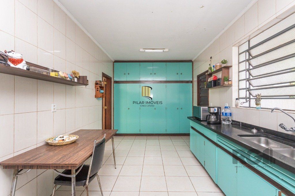 Casa 3 dormitórios no bairro Vila Ipiranga