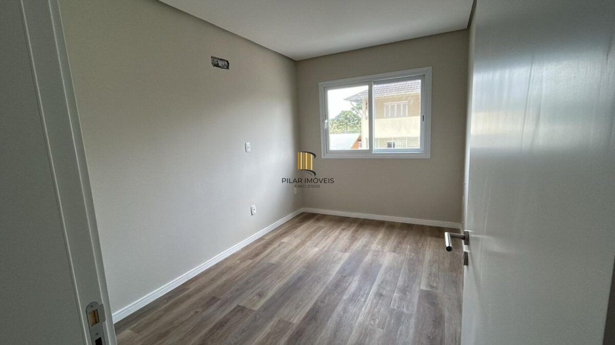 Apartamento no Centro de Canela de 2 dormitórios e vaga