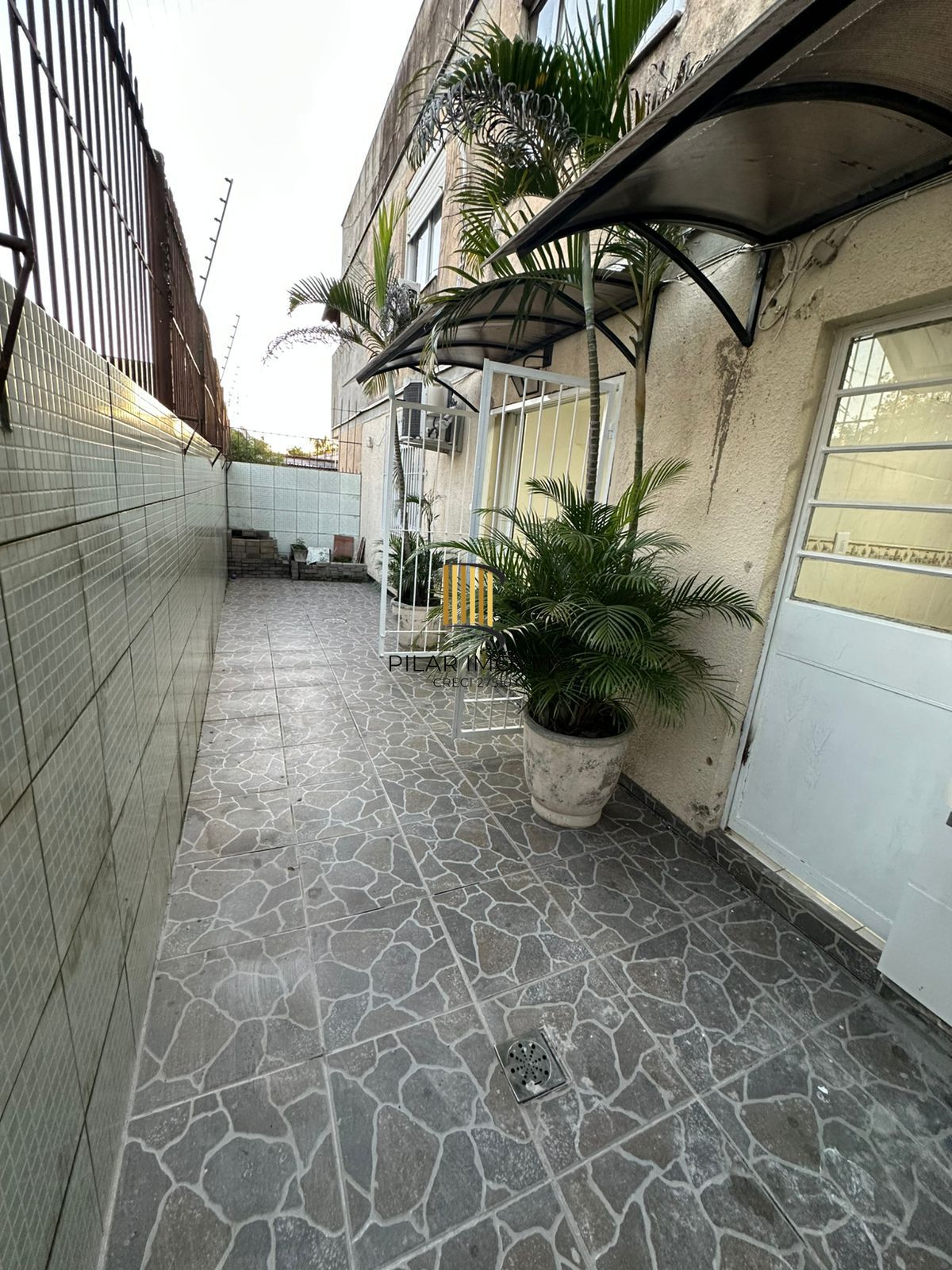 Apartamento com 3 Quartos, térreo com pátio privativo, 1 vaga coberta à Venda, 88m² privativos, só R$ 299.000