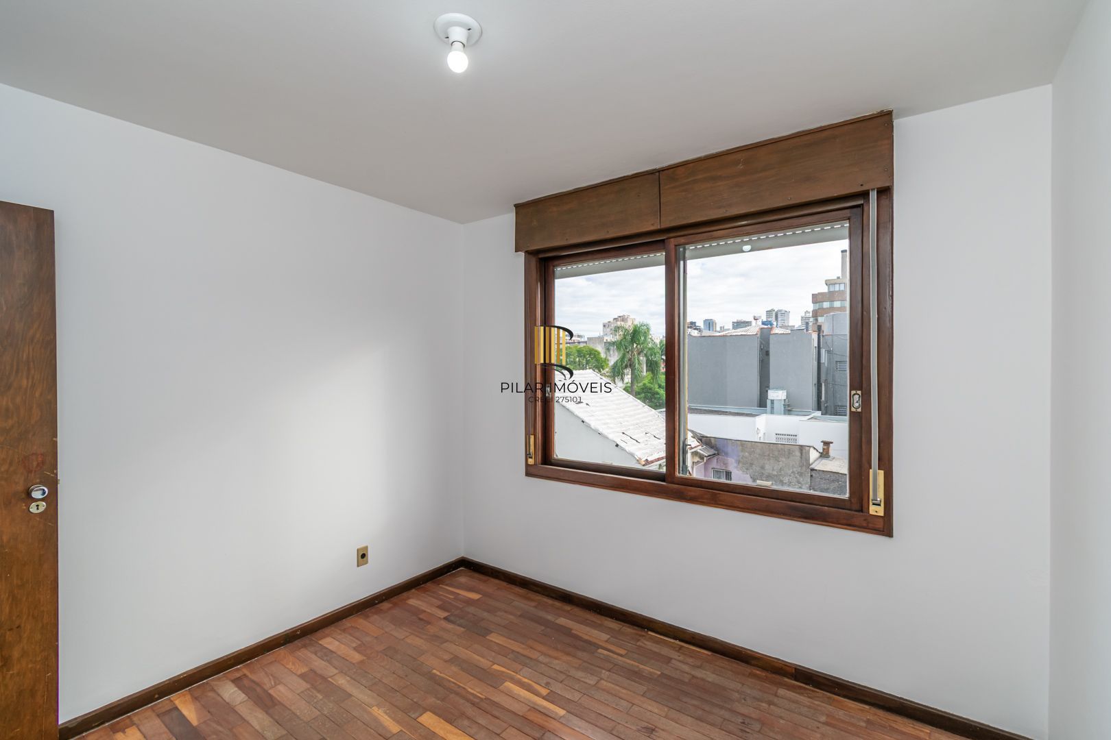 Excelente apartamento em frente ao Hospital de Clinicas - Pilar Imóveis
