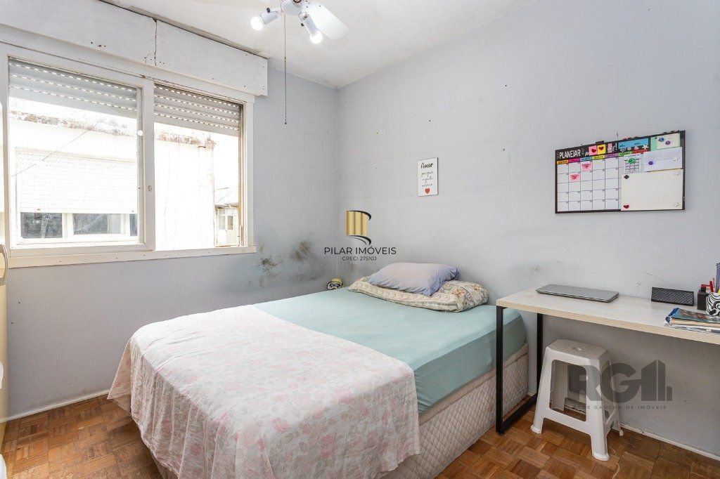 Apartamento no bairro Santana de 2 dormitórios
