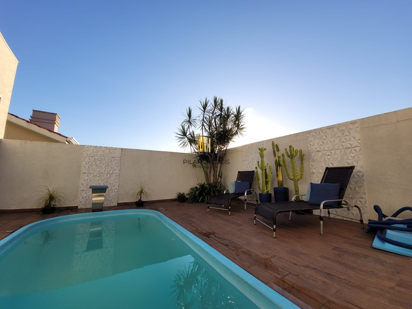 Não deixe de conhecer esta preciosidade na Lomba do Pinheiro