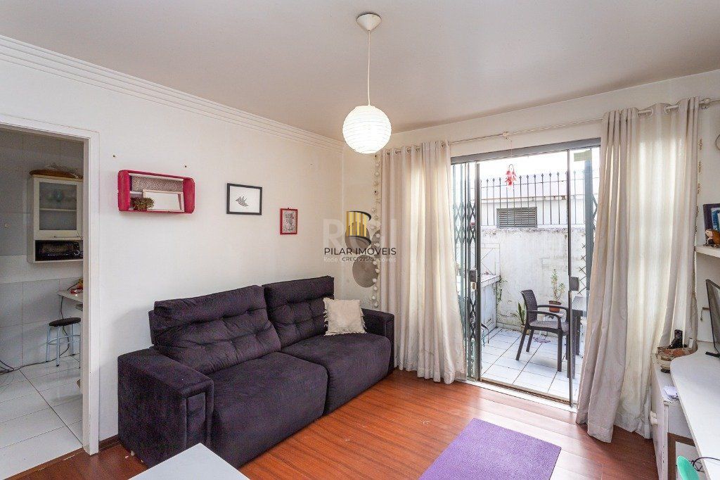 Apartamento térreo com pátio de 1 dormitório no bairro Santa Cecilia