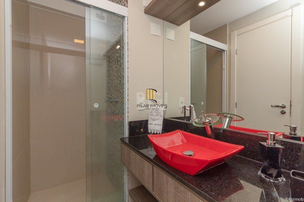 Apartamento para Venda - 66m², 2 dormitórios, sendo 1 suites, 2 vagas - Jardim Botânico