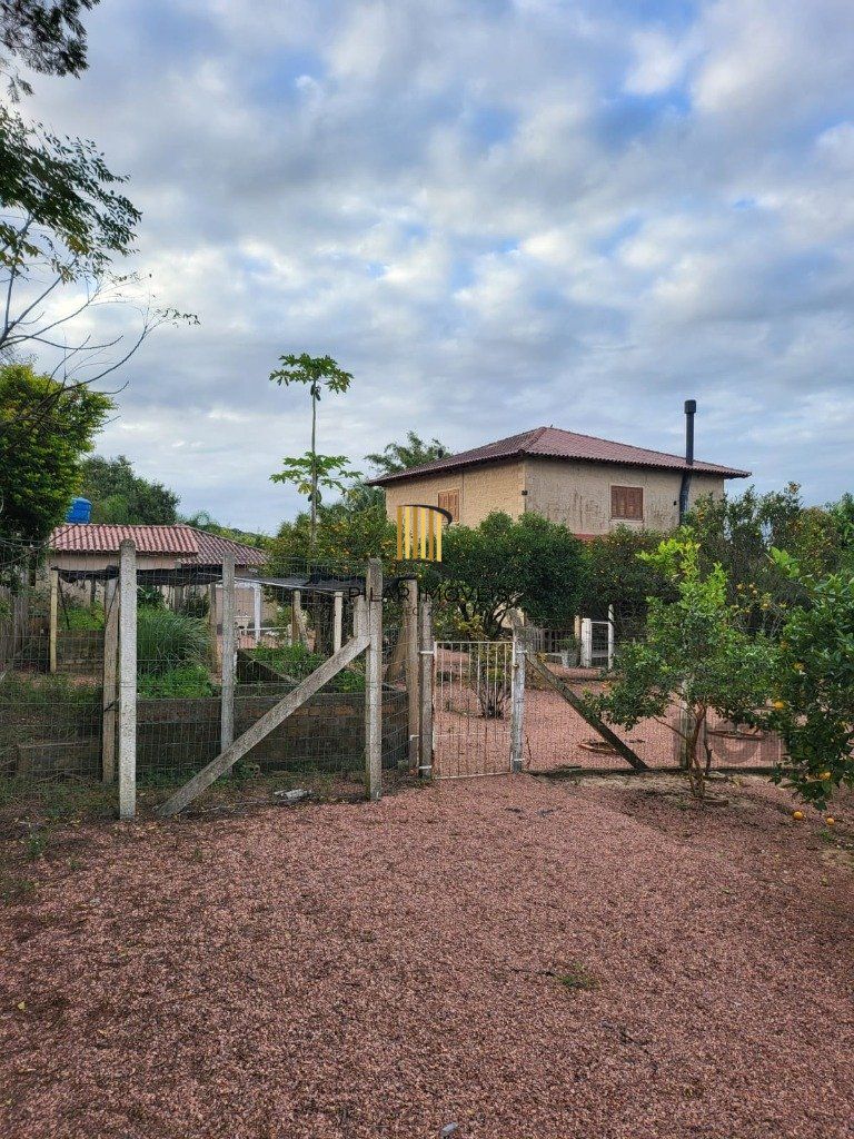Casa Condominio 4 Dormitório(s) Bairro Martinica