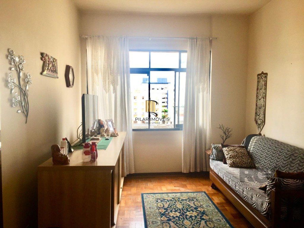 Apartamento de 1 dormitório no Centro andar alto