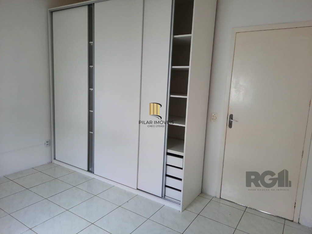 Apartamento 2 Dormitório(s) Bairro Cristal