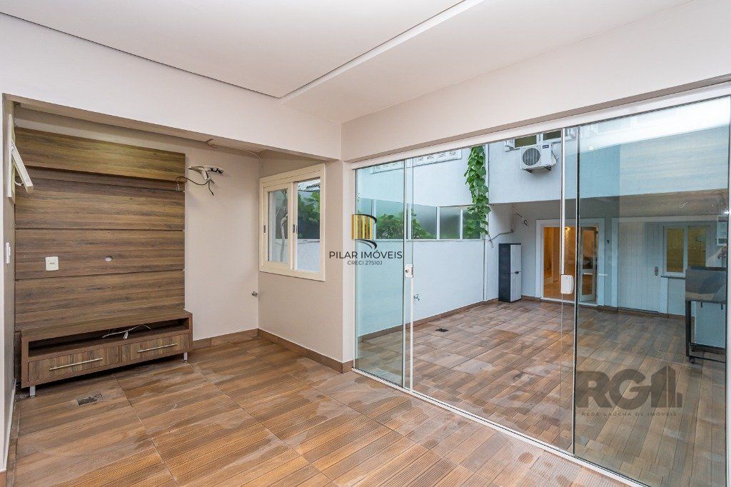 Casa sobrado no Sarandi Ecoville de 3 dormitórios e 3 vagas