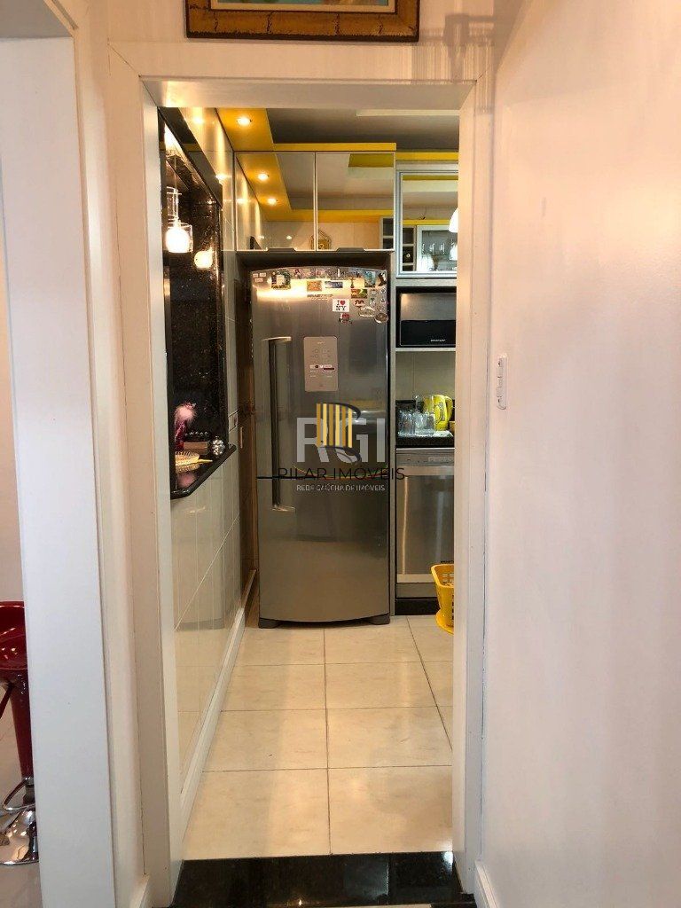 Apartamento para Venda - 80m², 2 dormitórios, 1 vaga - Menino Deus