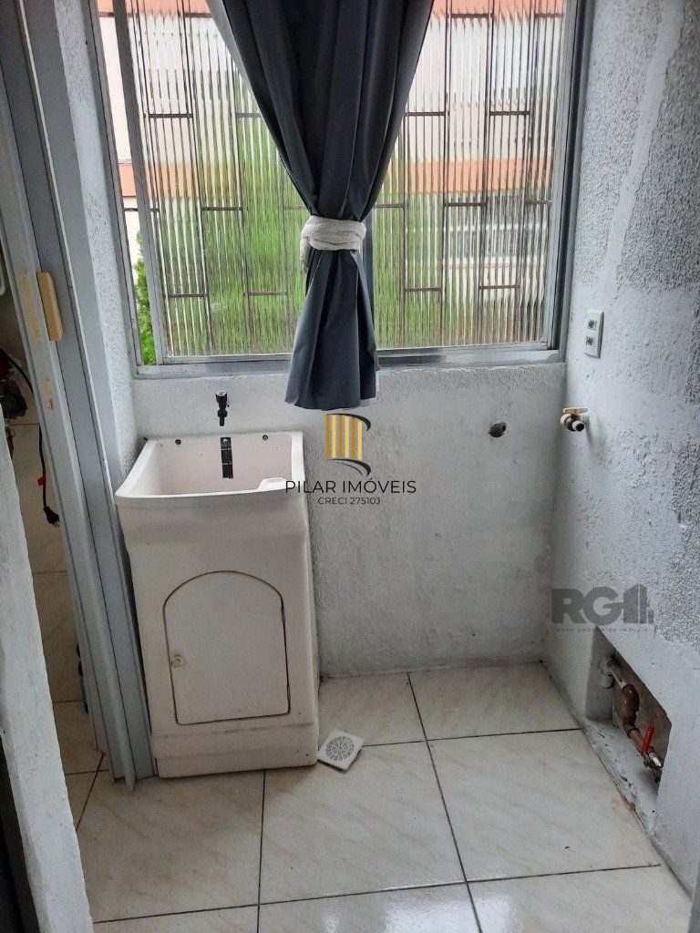 Apartamento 2 Dormitório(s) Bairro Cristal