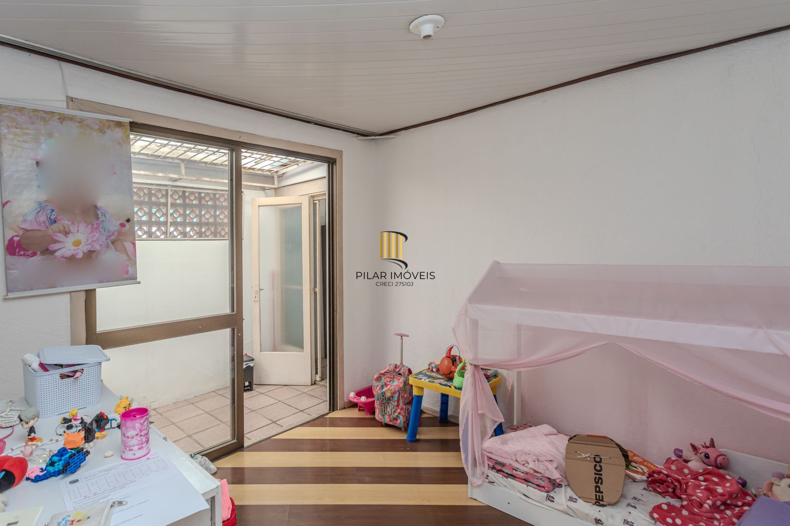 Casa 4 dormitórios no bairro Rubem Berta