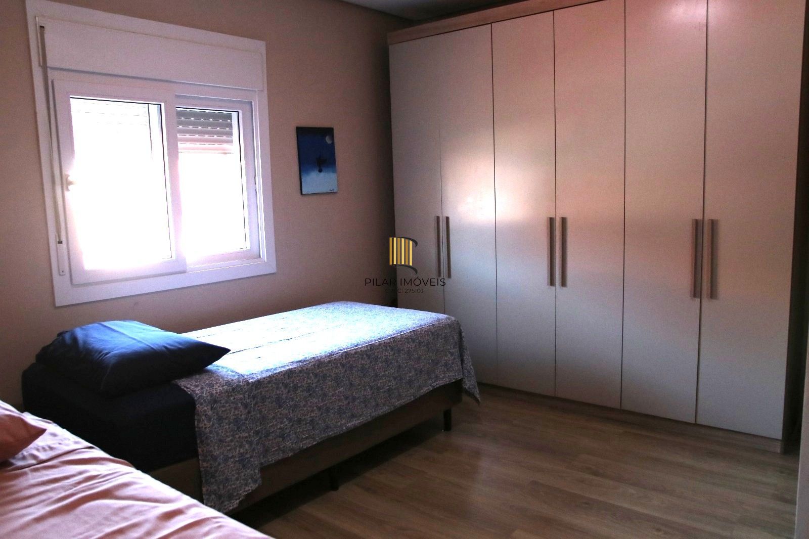 Casa sobrado na Hípica de 2 dormitórios e 2 vagas