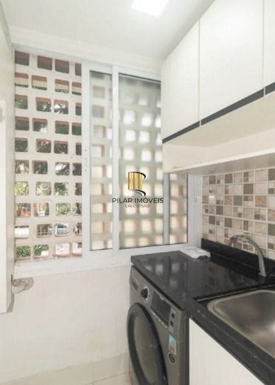 Apartamento na Azenha de 3 dormitórios térreo