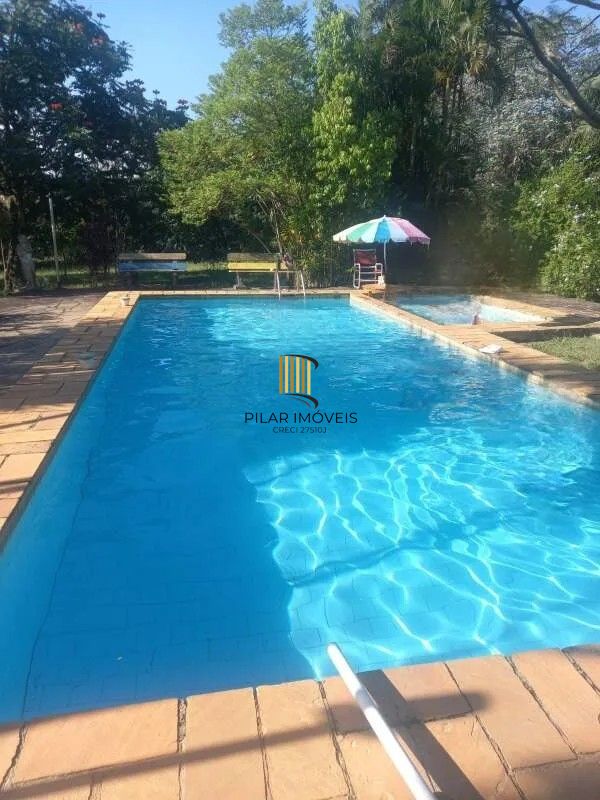 Sítio 6 dormitórios no bairro Fiuza