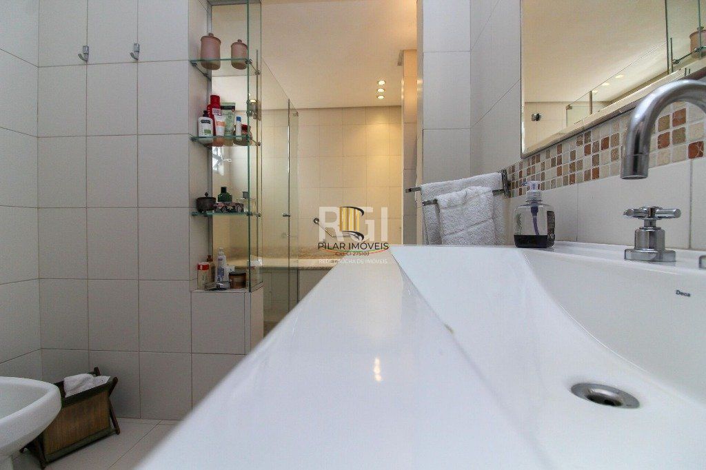 Cobertura para Venda - 240m², 3 dormitórios, sendo 1 suites, Rio Branco