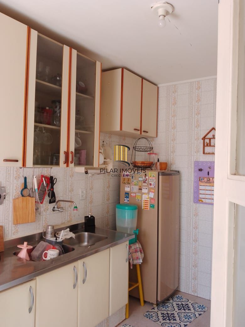 Apartamento no bairro  Rio Branco de 2 dormitórios