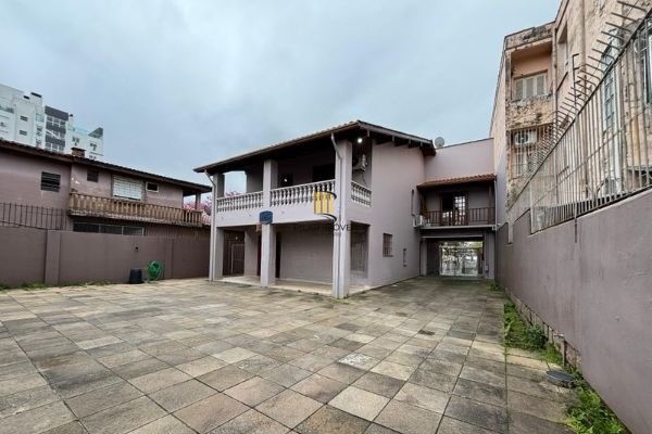 casa sobrado na Medianeira com 4 dormitórios