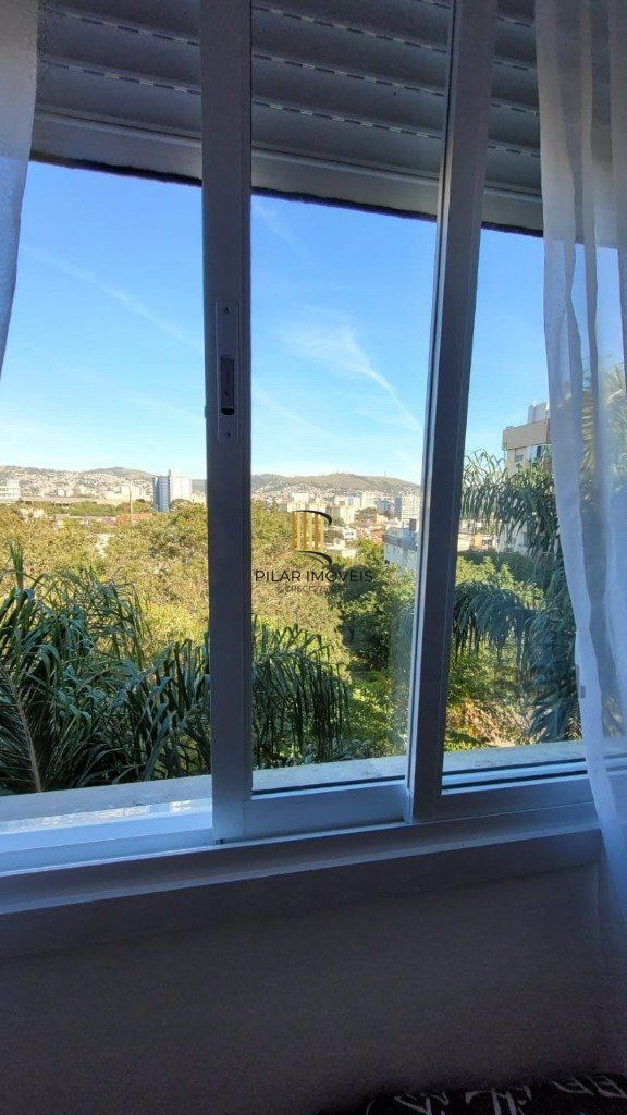 Apartamento 02 dormitórios, no bairro Bom Jesus, em Porto Alegre, RS.