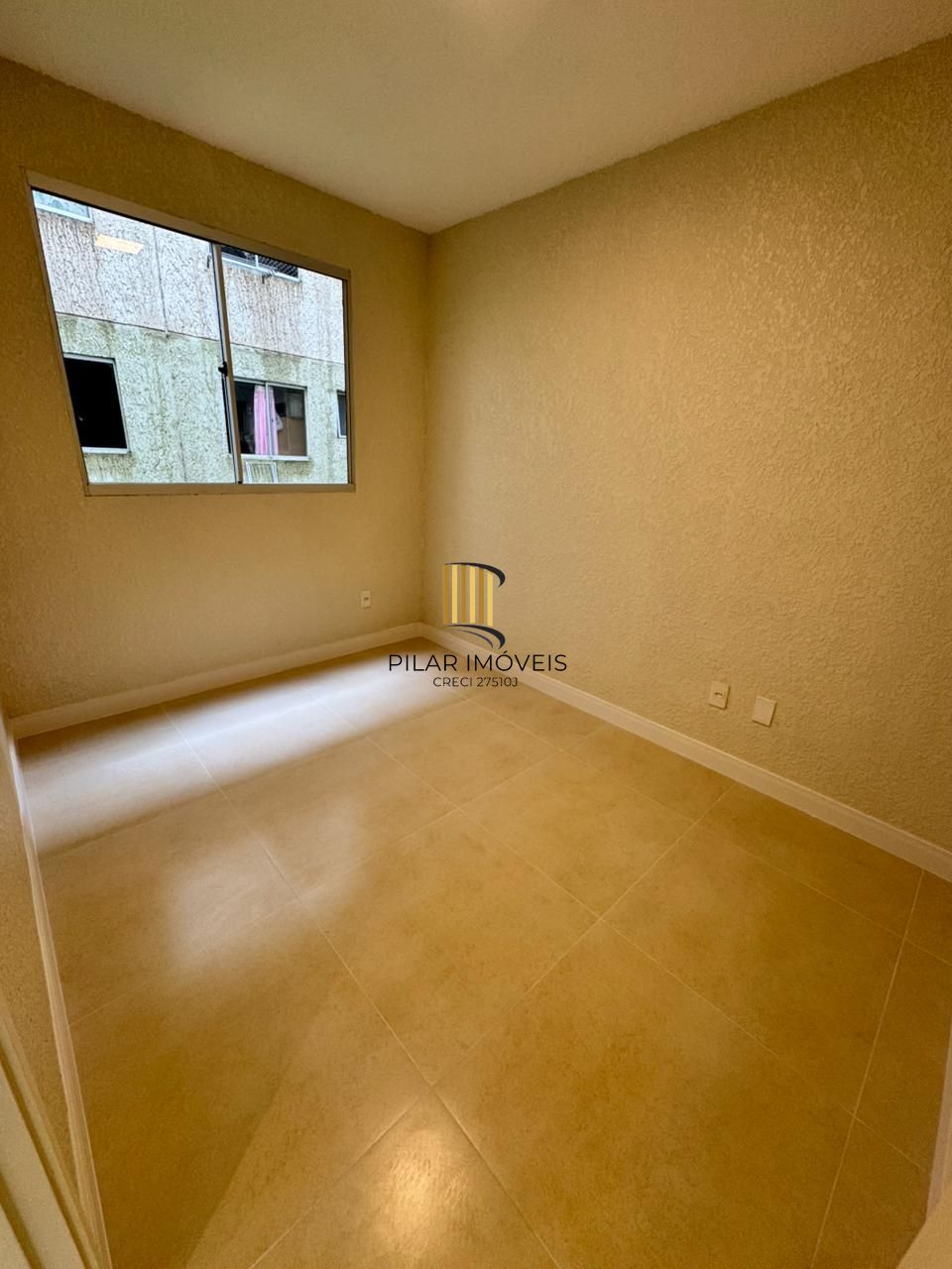 Apartamento 2 dormitórios no bairro Santos Dumont