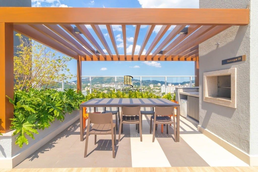 Apartamento no Partenon de 1 dormitório e vaga DESOCUPADO