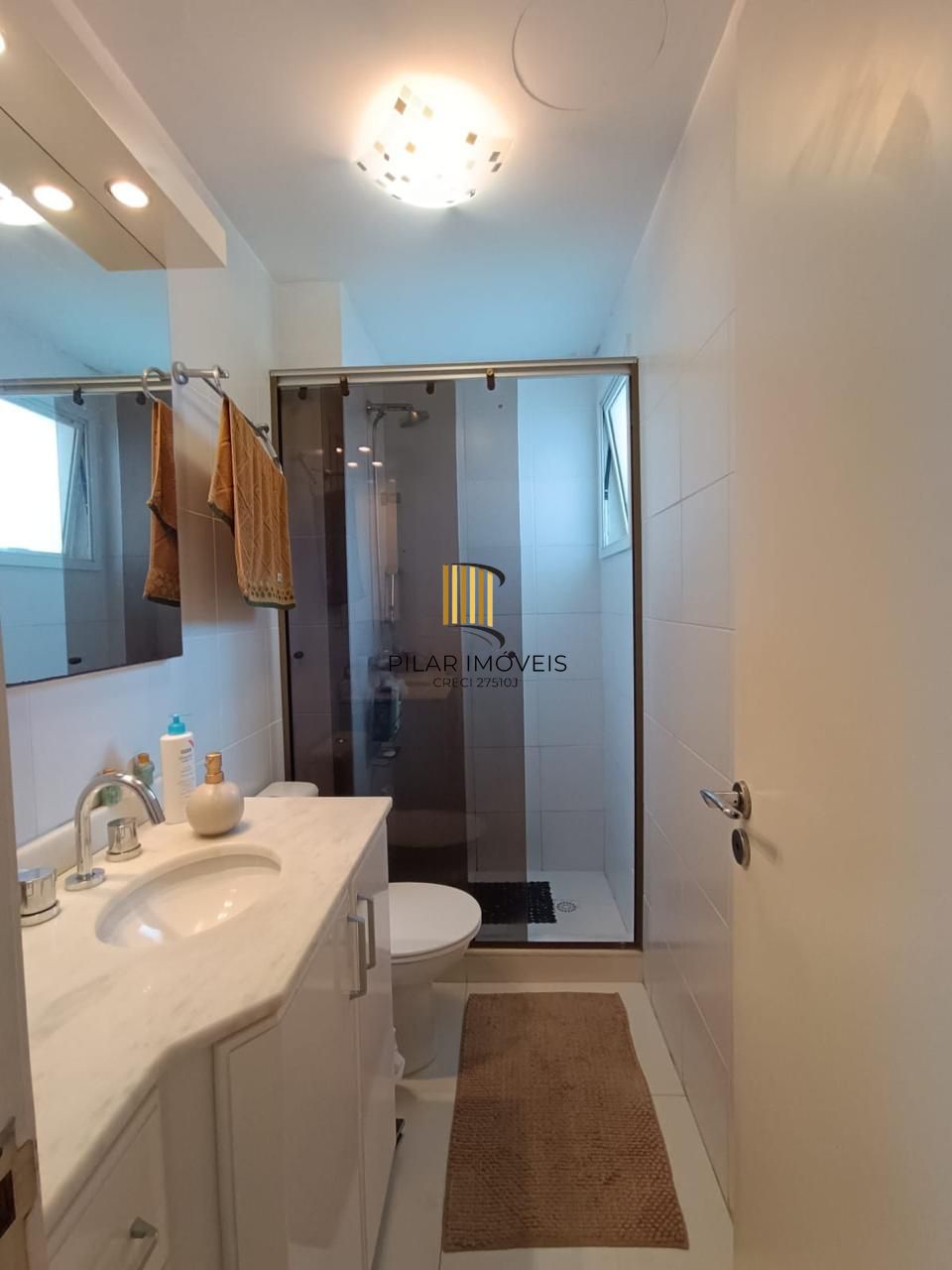 Apartamento na Cavalhada de 3 dormitórios vaga e infra