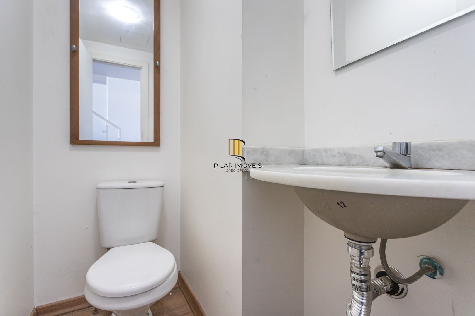 Duplex 1 dormitório no bairro Jardim  Botânico