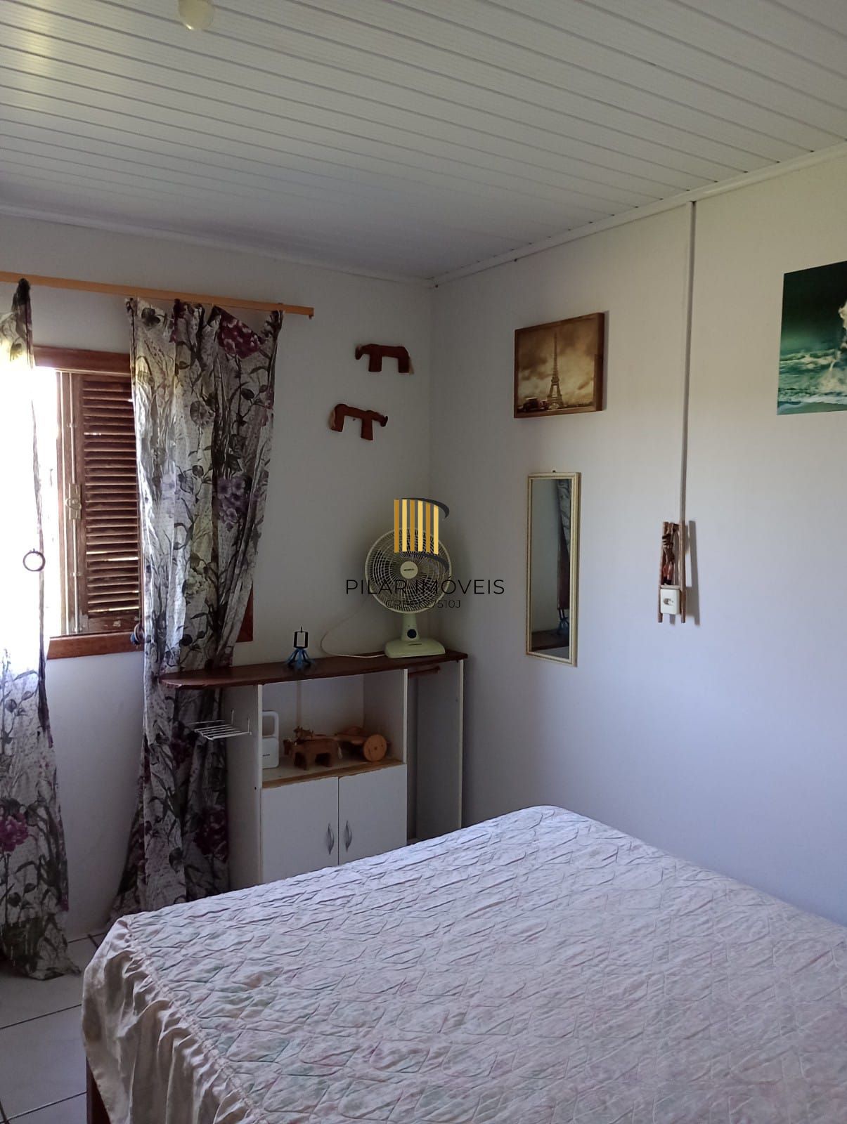 Casa 3 dormitórios no bairro Mirim