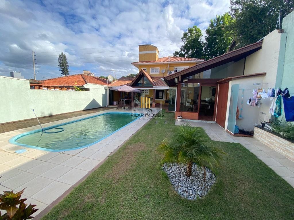 Casa 3 Dormitório(s) Bairro Vila Ipiranga