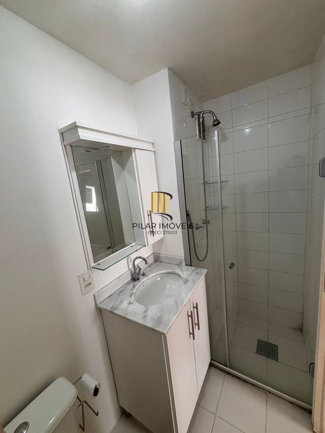 Apartamento no bairro Cristal de 3 dormitórios vaga e infra DESOCUPADO