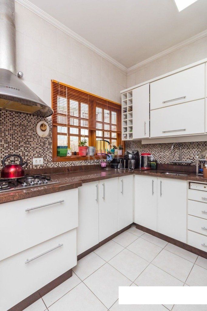 Casa Condominio para Venda - 240.5m², 3 dormitórios, sendo 1 suites, 3 vagas - Ipanema