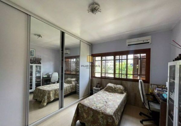 Casa 4 Dormitório(s) Bairro Vila Márcia