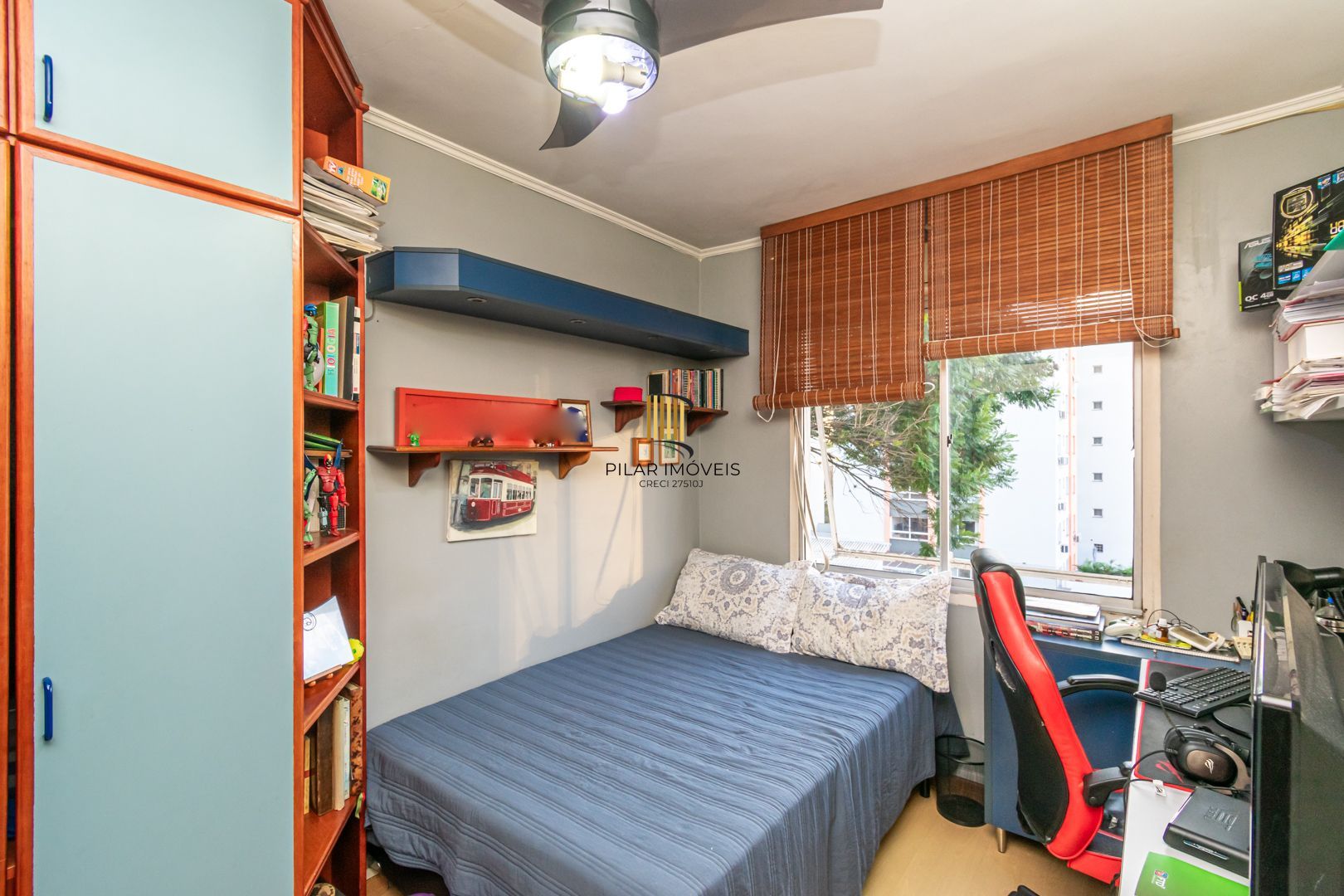 Apartamento no Passo D'areia de 3 dormitórios vaga e infra