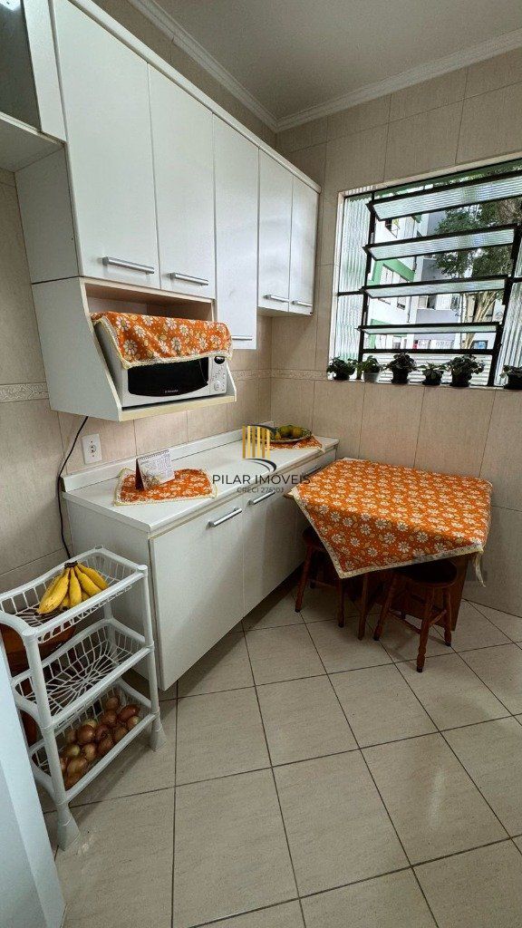 Apartamento de 2 dormitórios no bairro Nonoai