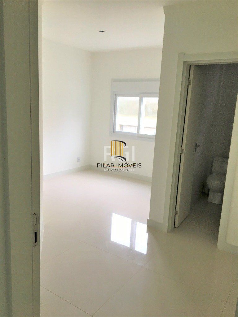 Apartamento para Venda - 161.39m², 4 dormitórios, sendo 2 suites, 2 vagas - Centro