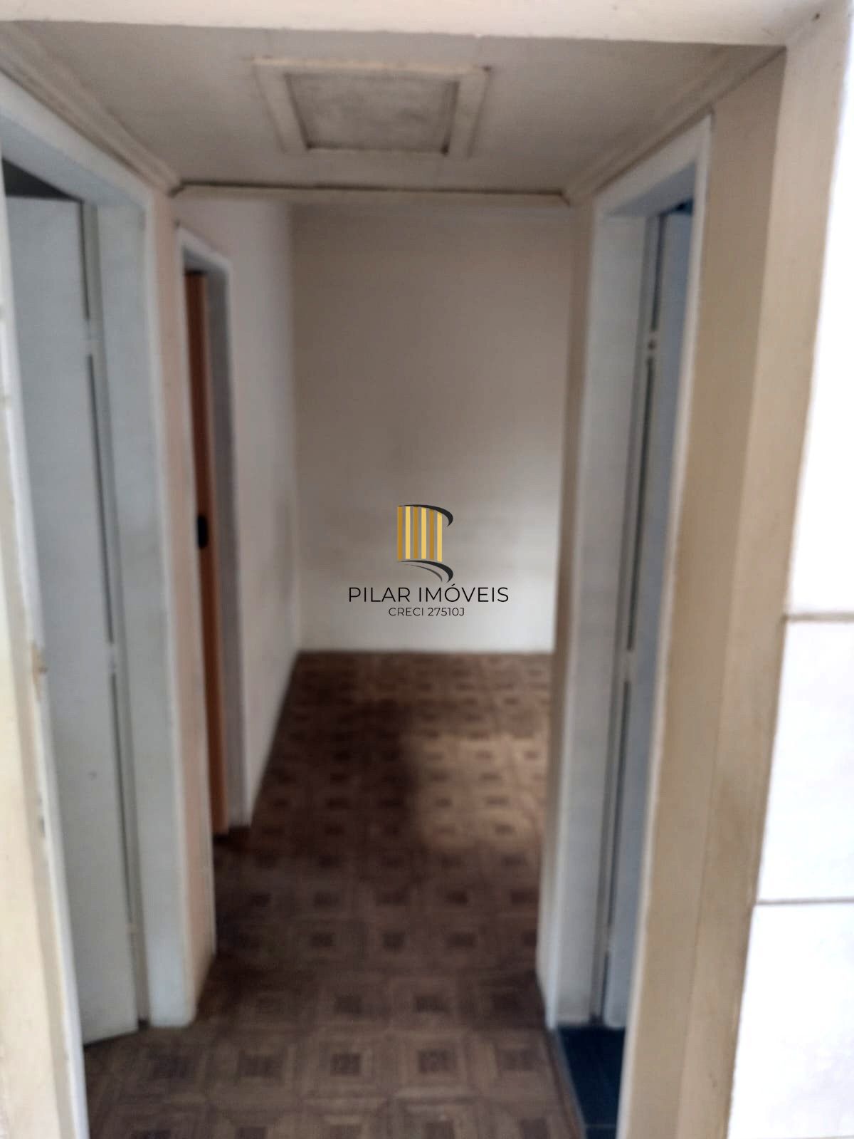 Apartamento de 2 dormitórios e vaga DESOCUPADO