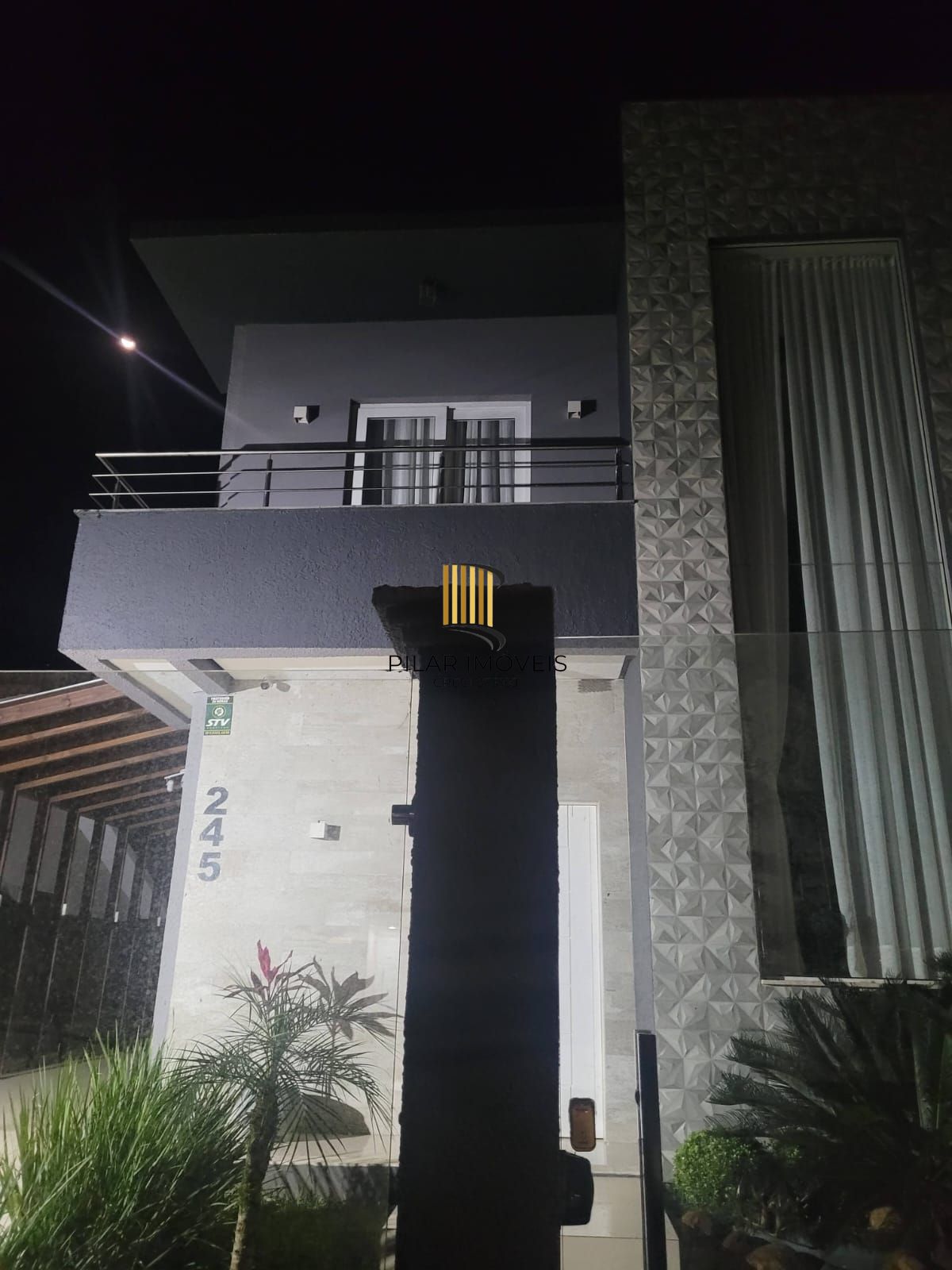 Não deixe de conhecer esta preciosidade na Lomba do Pinheiro