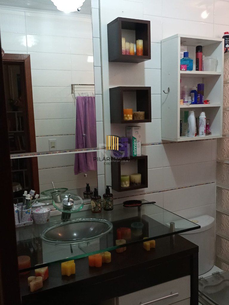 Casa para Venda - 200m², 4 dormitórios, 2 vagas - Vila Ipiranga