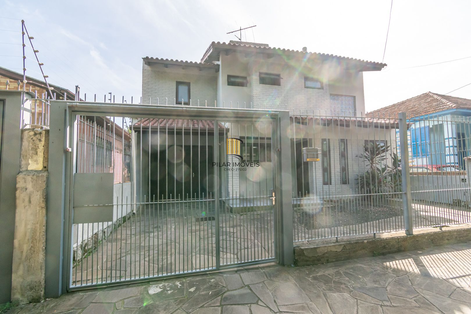 Casa 03 dormit (suíte e closet) e 4 vagas, na Vila Ipiranga, em Porto Alegre, RS