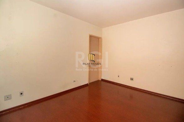 Apartamento de 2 dormitórios, 1 vaga - Petrópolis