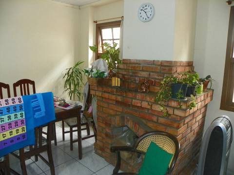 Casa 5 dormitórios no bairro Menino Deus