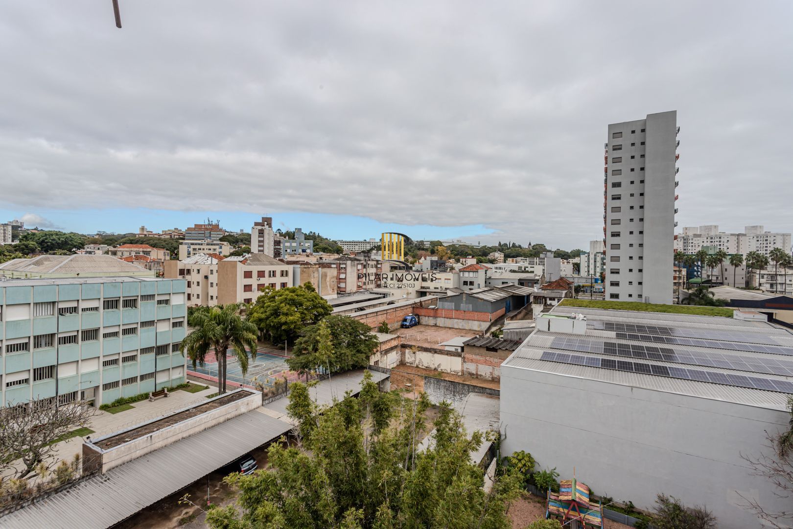 Apartamento 2 dormitórios no bairro Farroupilha