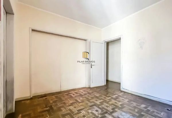Apartamento no Bom Fim de 3 dormitórios frente com 103m² DESOCUPADO