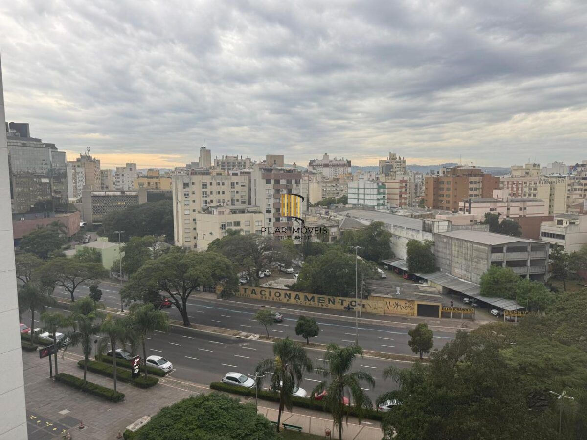 Apartamento na Cidade Baixa de 2 dormitórios e vaga