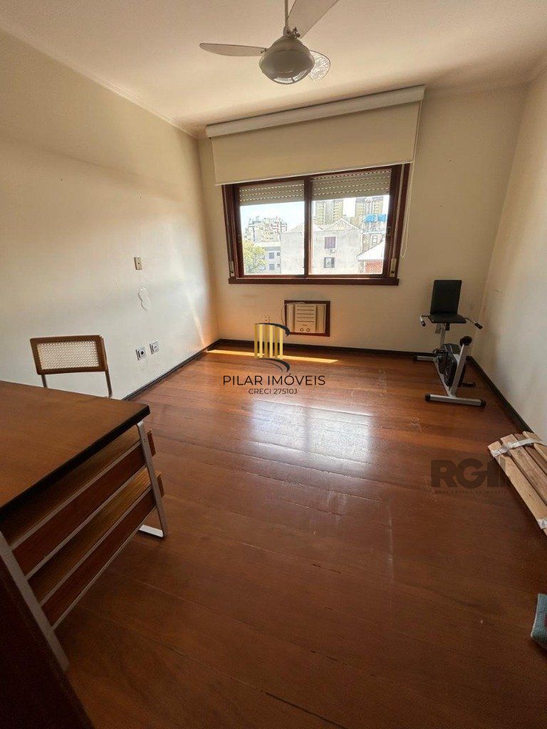 Apartamento 3 dormitórios no bairro Menino Deus